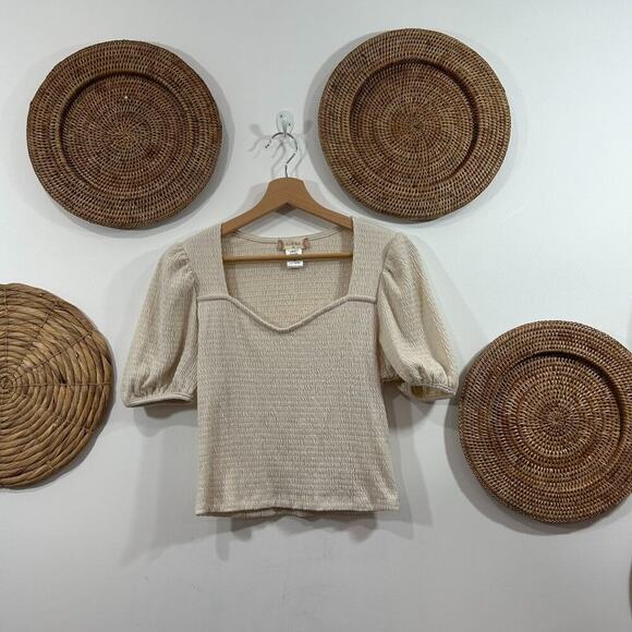 Altar'd State Neutral Cream Knit Short Puff Sleeve Cropped Top Tee Medium - Picture 1 of 5